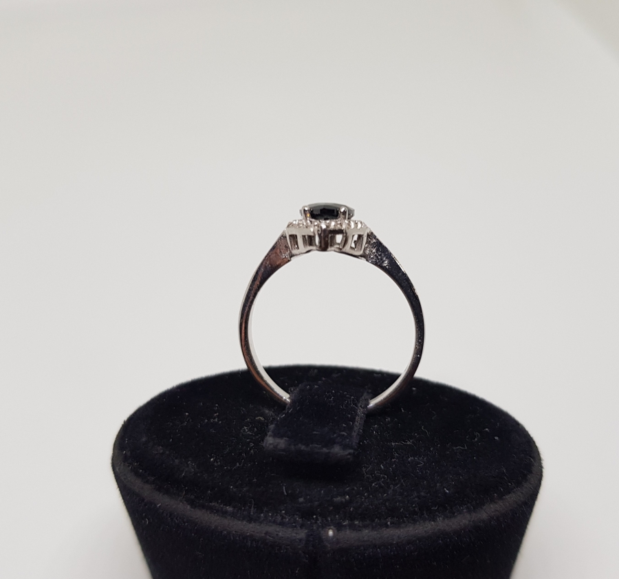 FASETA KESİMLİ AVRUPA MEKİK MODELİ PIRLANTA YÜZÜK