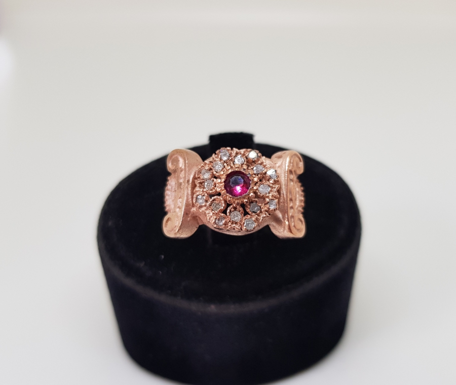 ELMAS VE YAKUT TAŞLI KOÇBAŞI MODELİ YÜZÜK