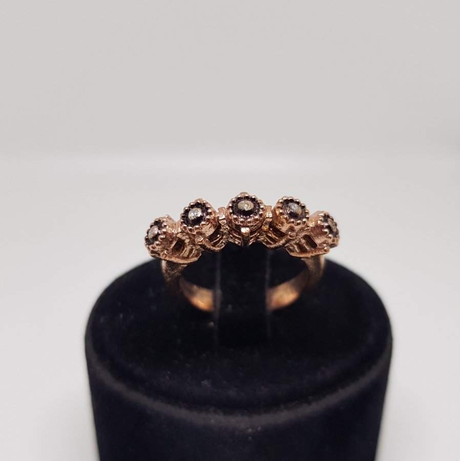 BEŞTAŞLI ELMAS YÜZÜK