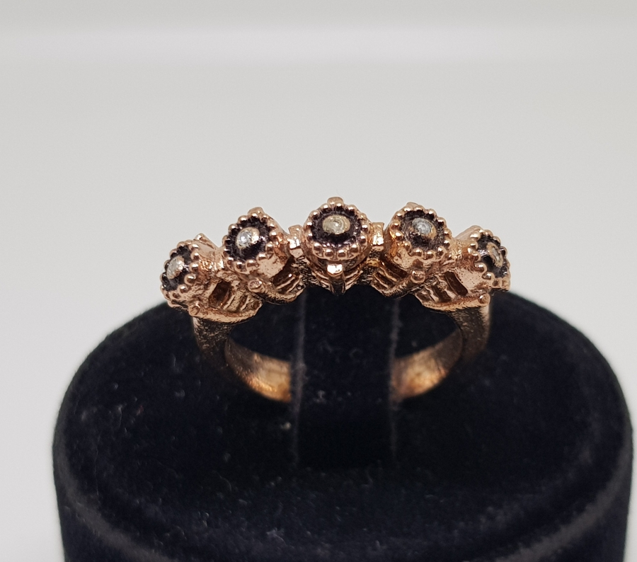 BEŞTAŞLI ELMAS YÜZÜK