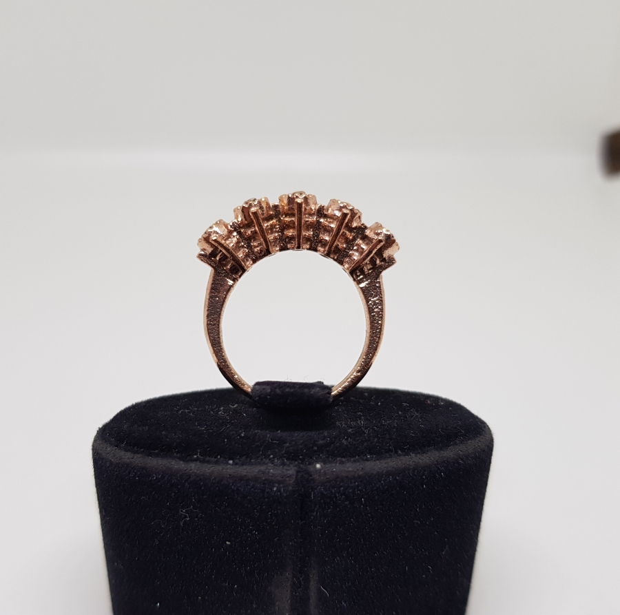 BEŞTAŞLI ELMAS YÜZÜK