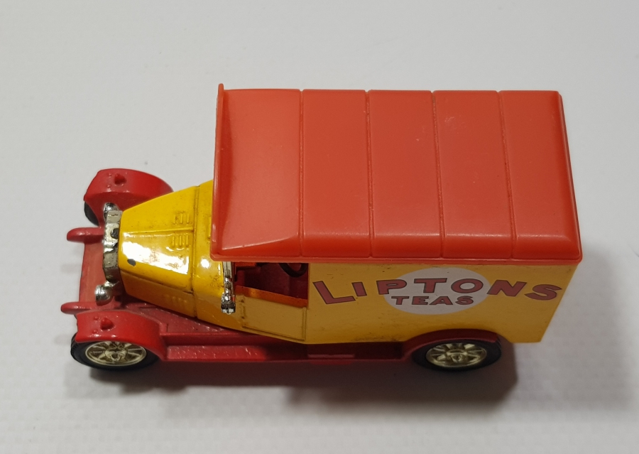 ANTİKA LİPTON ÇAYI PROMOSYON METAL OYUNCAK ARABA
