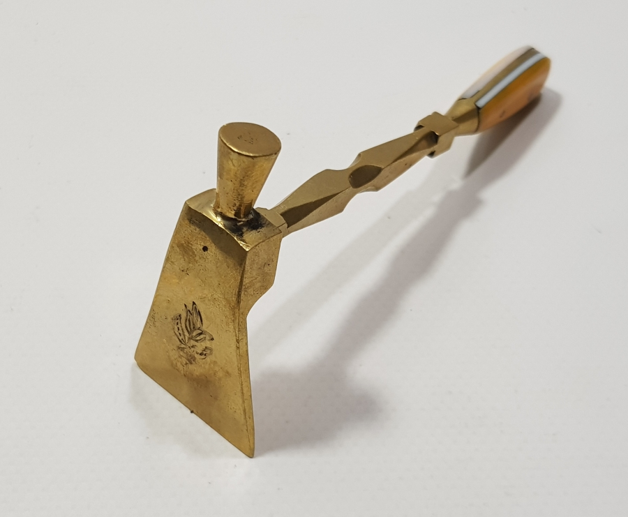 ANTİKA ŞEKER KIRACAĞI