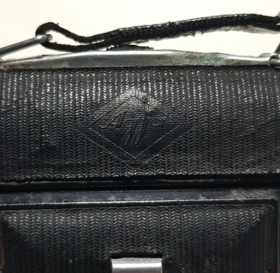 ANTİKA KÖRÜKLÜ FOTOĞRAF MAKİNESİ