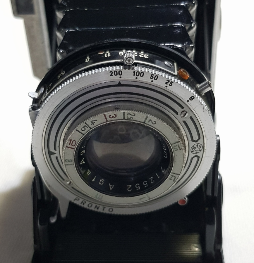 ANTİKA KÖRÜKLÜ FOTOĞRAF MAKİNESİ