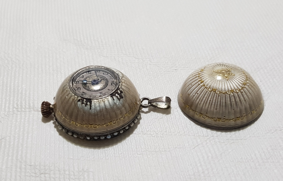 ANTİKA MİNELİ GÜMÜŞ TOP SAAT