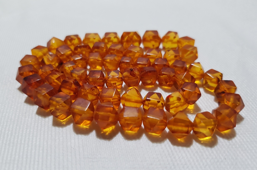 FASETA KESİM DAMLA KEHRİBAR GERDANLIK