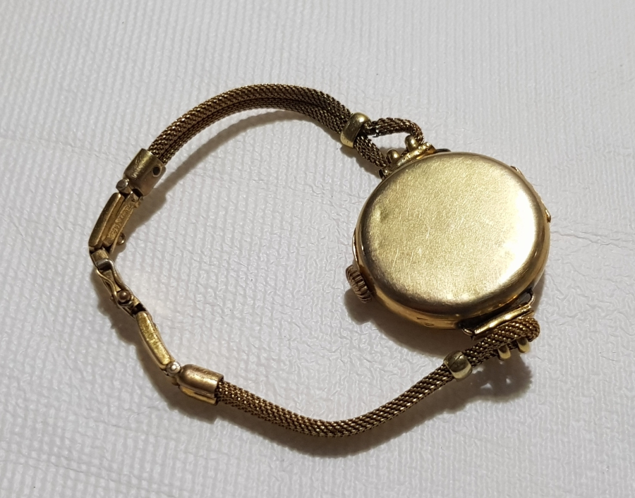 OSMANLI DÖNEMİ ELMASLARLA SÜSLÜ ALTIN KOL SAATİ