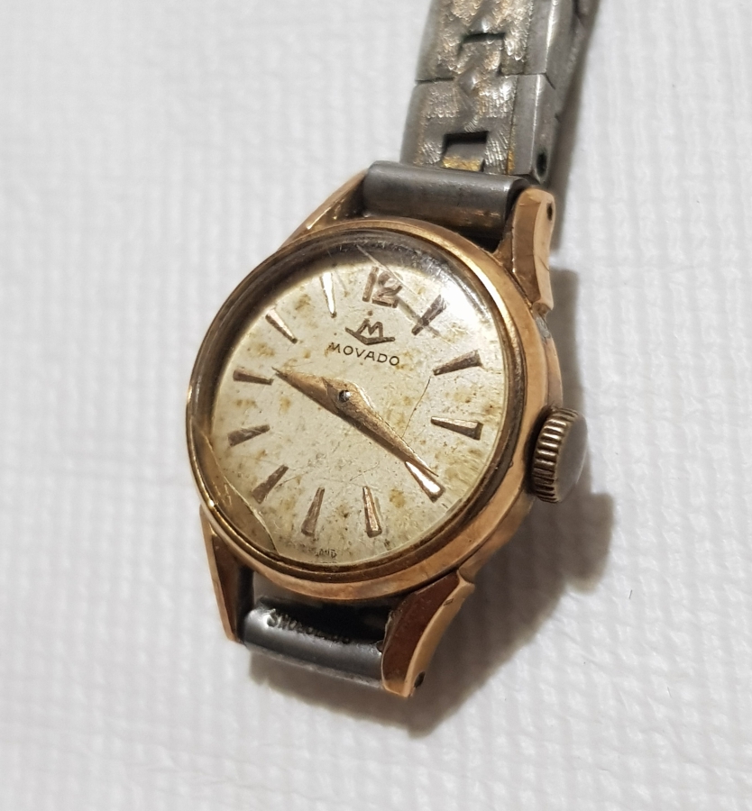 ALTIN KAPLAMA MOVADO KOL SAATİ