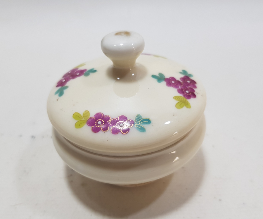 OSMANLI DÖNEMİ KAPAKLI PORSELEN ŞEKERLİK