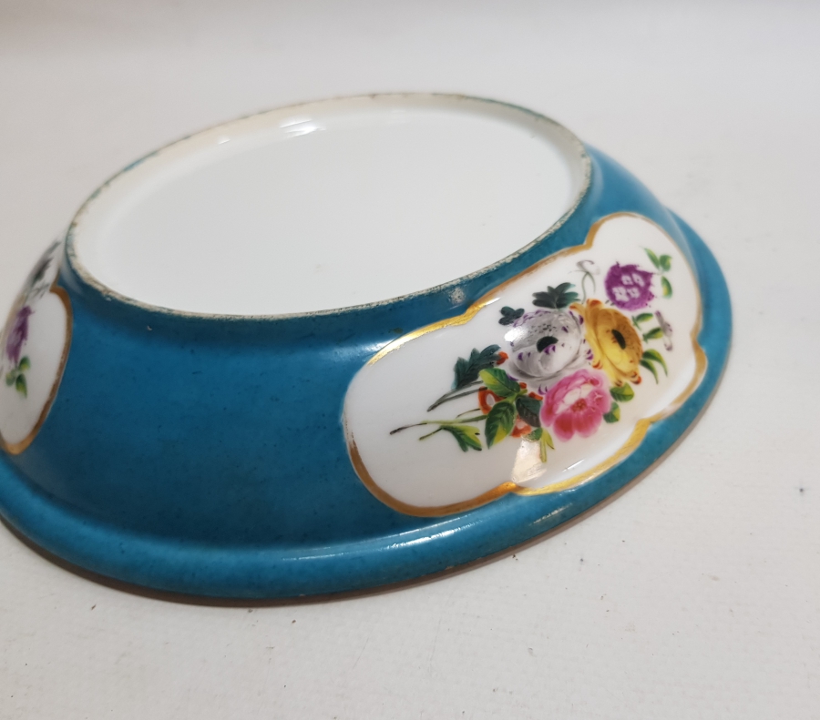 OSMANLI DÖNEMİ EL BOYAMA PORSELEN TABAK