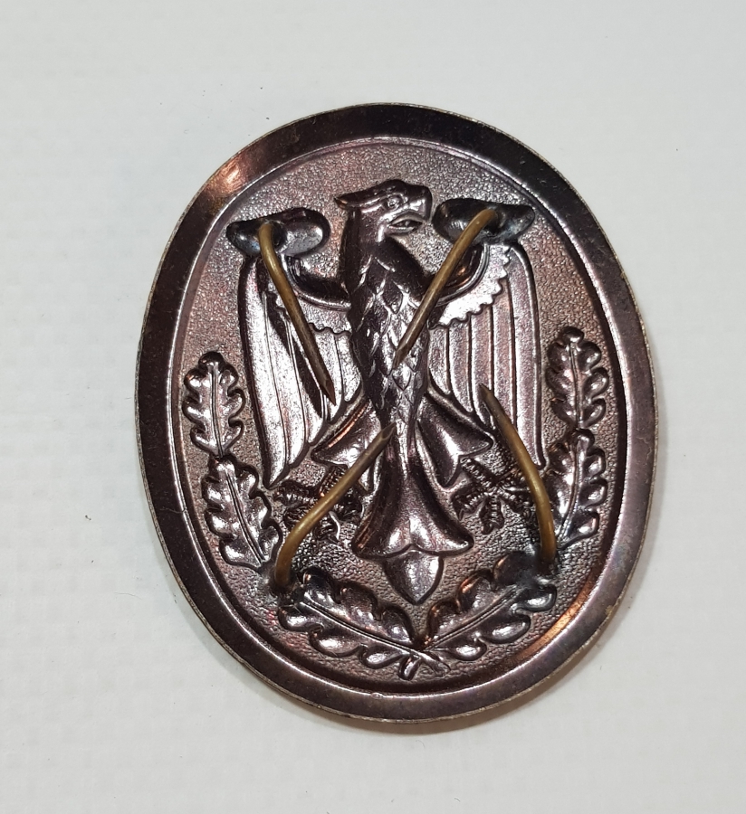 ÜZERİ KARTAL RESİMLİ ALMAN SUBAY ŞAPKA KOKARTI