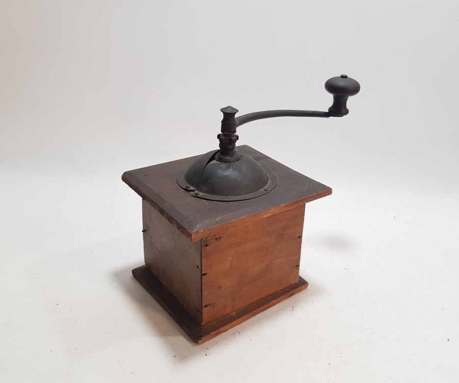 OSMANLI DÖNEMİ AHŞAP KAHVE DEĞİRMENİ