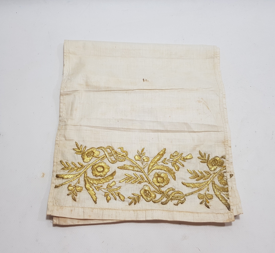 OSMANLI DÖNEMİ ALTIN SIRMA İŞÇİLİKLİ YAĞLIK