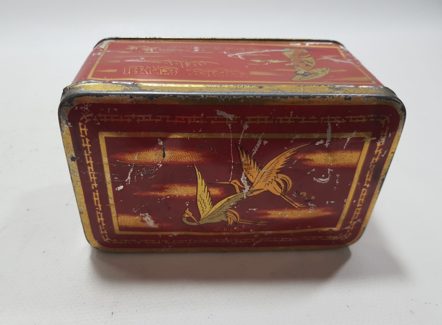 OSMANLICA YAZILI ALBAYRAK ÇAY KUTUSU