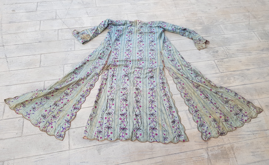 OSMANLI DÖNEMİ HEREKE DOKUMA İPEK KAFTAN