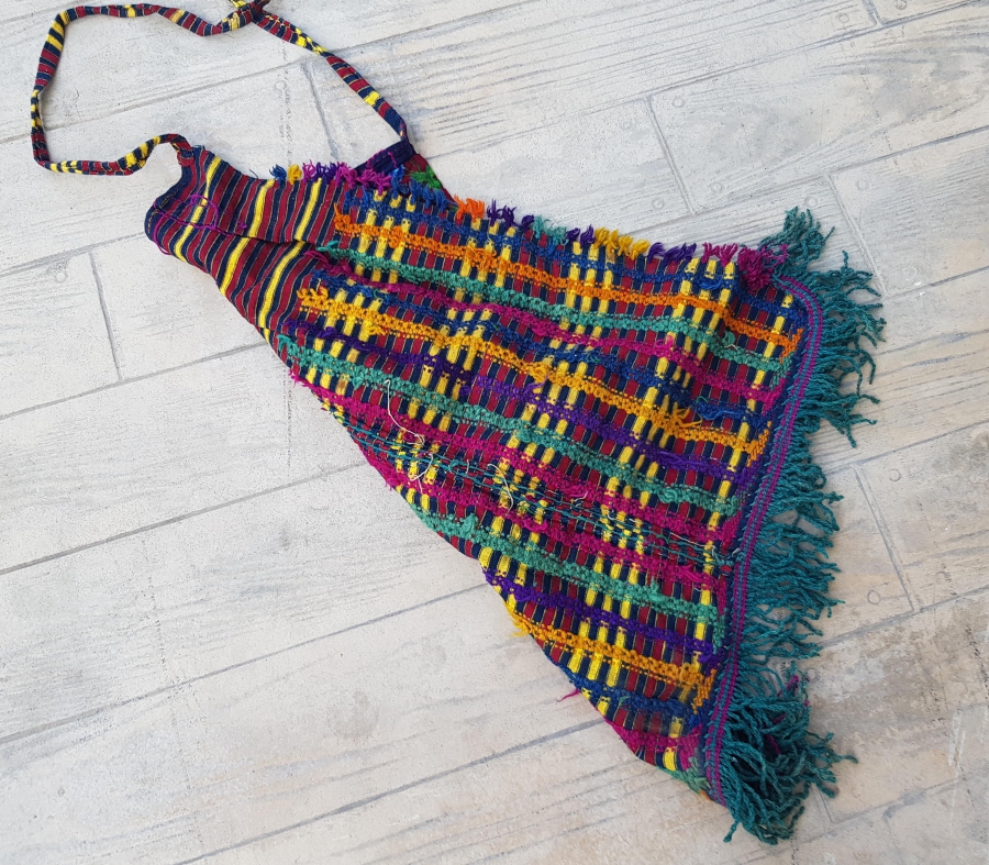 OSMANLI DÖNEMİ EL DOKUMA KADIN ÖNLÜĞÜ