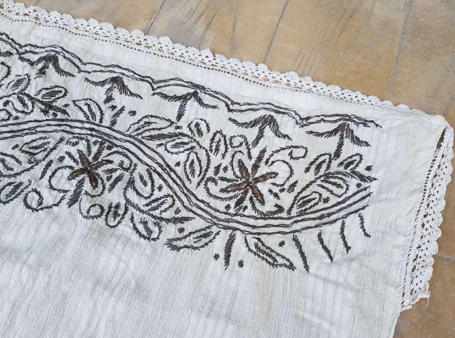 OSMANLI DÖNEMİ TEL KIRMA İŞLEMELİ KAPI ÜSTÜ ÖRTÜSÜ - HAVLU