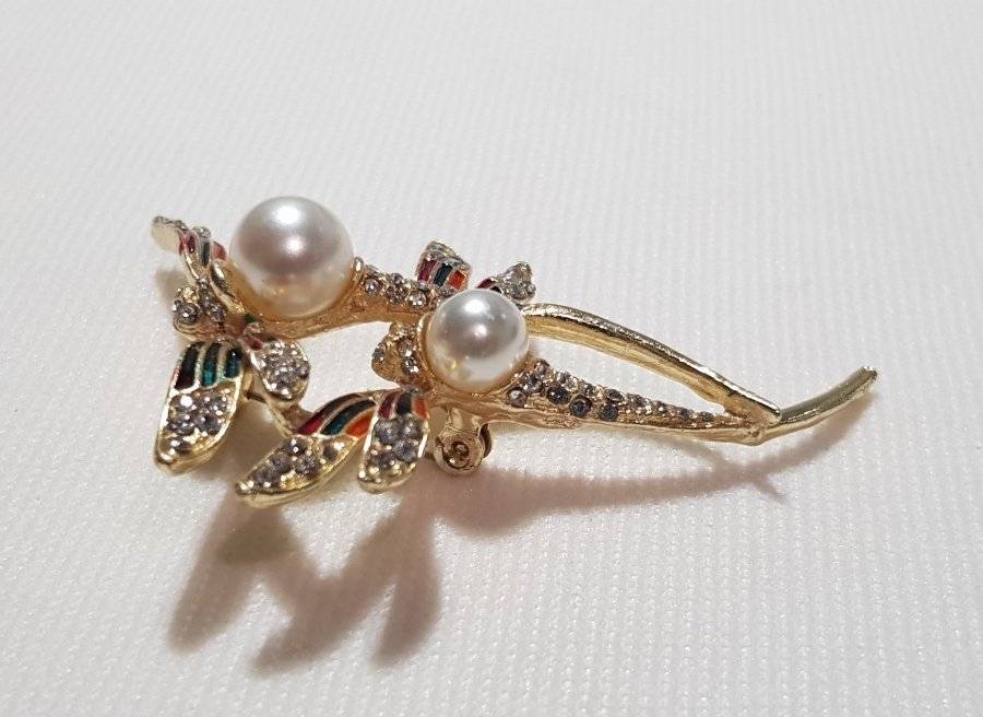 YUSUFÇUK FORMLU MİNELİ BROŞ