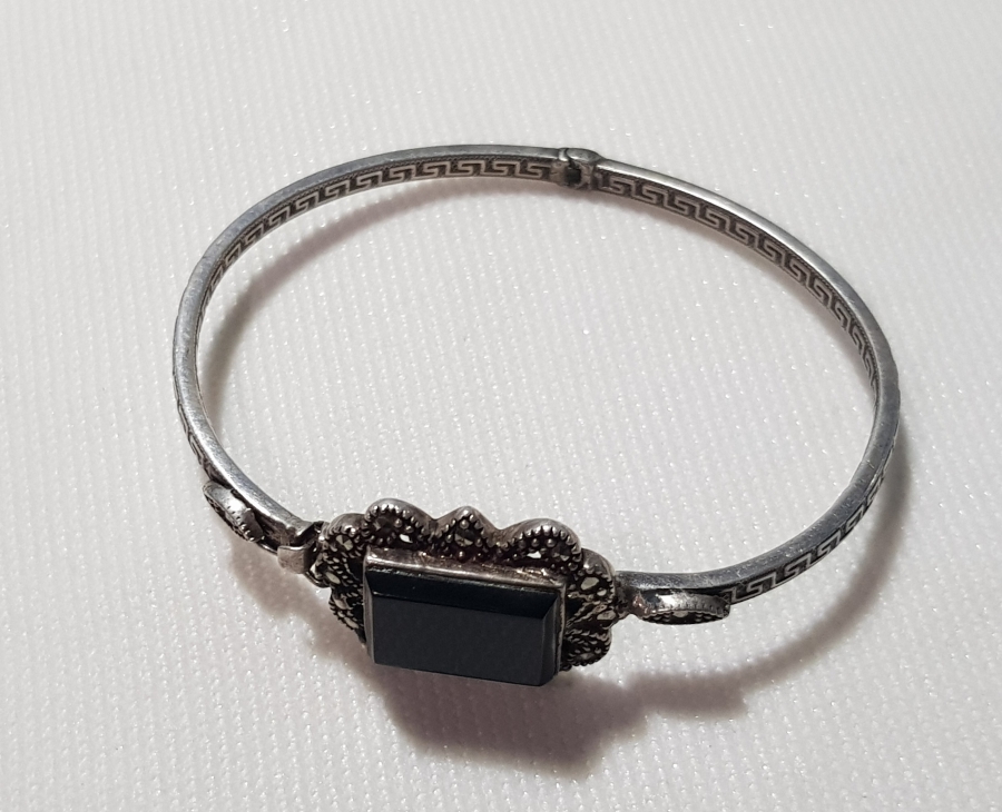 OLTU TAŞLI GÜMÜŞ BİLEZİK