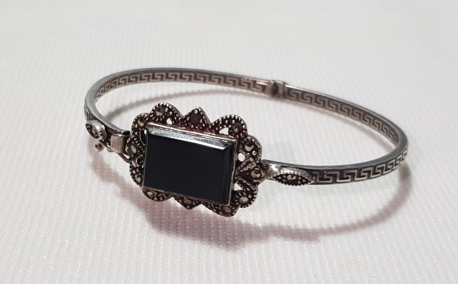 OLTU TAŞLI GÜMÜŞ BİLEZİK