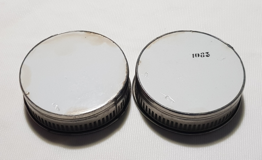 BİR ÇİFT ANTİKA PORSELEN BARDAK ALTLIĞI