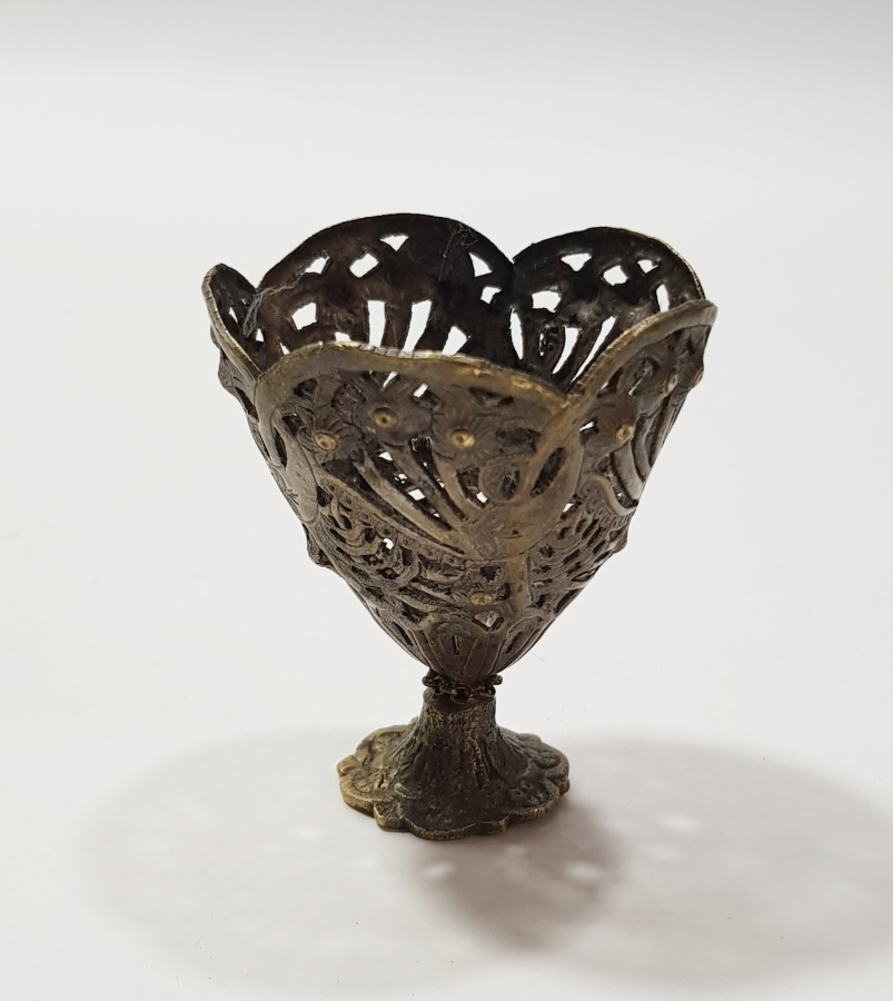 OSMANLI DÖNEMİ SÜLEYMANİYE İŞİ AJUR İŞÇİLİKLİ KAHVE FİNCANI ZARFI