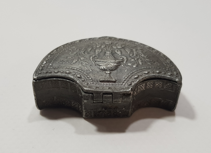 OSMANLI DÖNEMİ RUM İŞİ ENFİYE KUTUSU