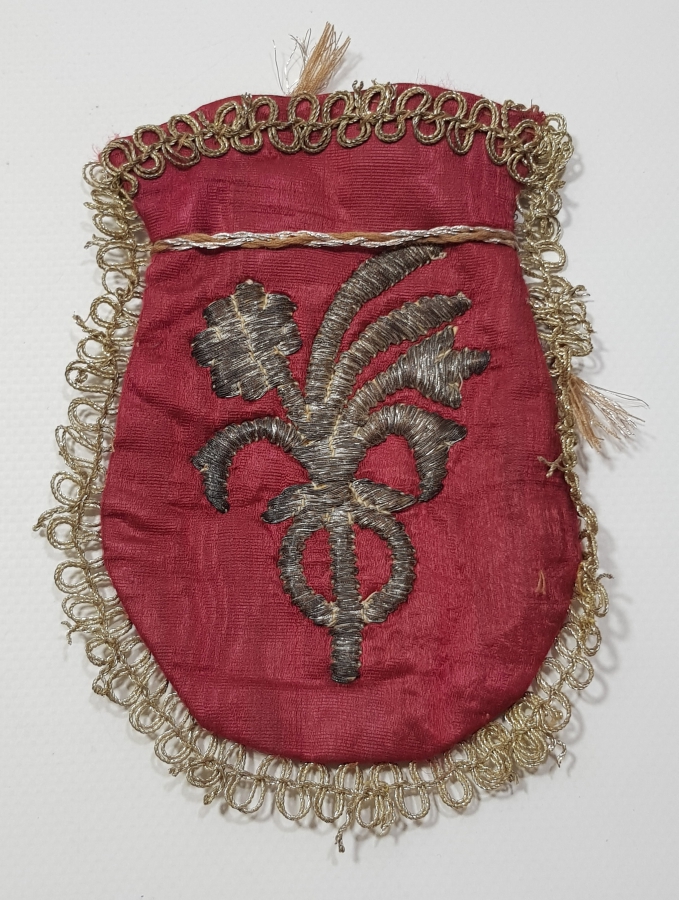 OSMANLI DÖNEMİ GÜMÜŞ SIRMA İŞLEMELİ İPEK PARA KESESİ