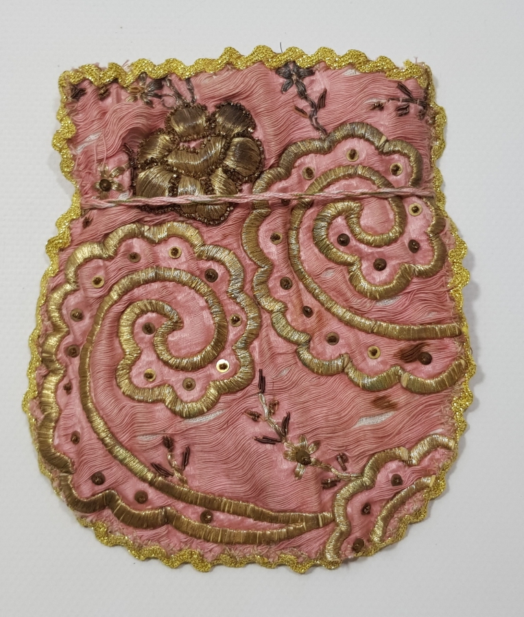 OSMANLI DÖNEMİ ALTIN SIRMA İŞÇİLİKLİ YATIK İŞ GELİN GELİN KESESİ