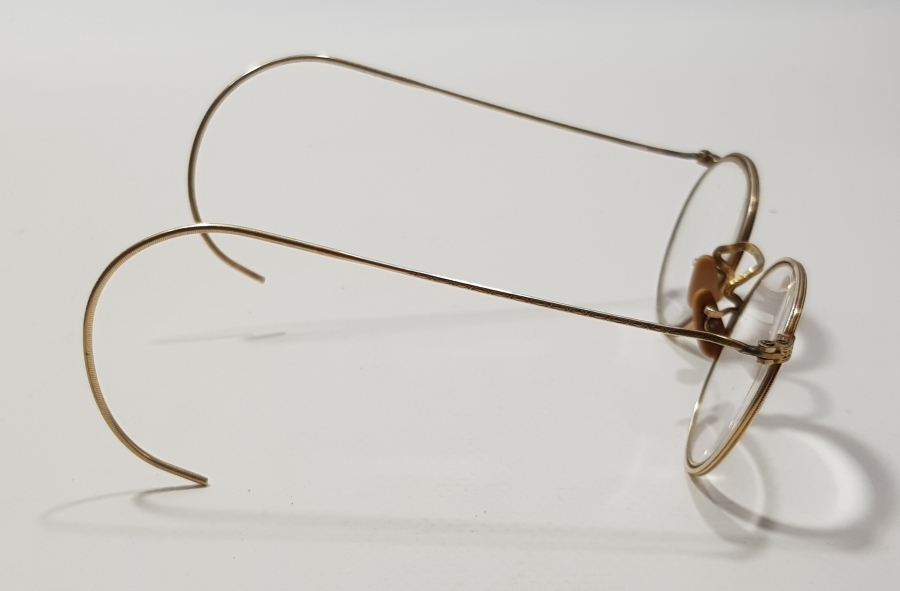 OSMANLI DÖNEMİ LEVANTEN GÖZLÜĞÜ