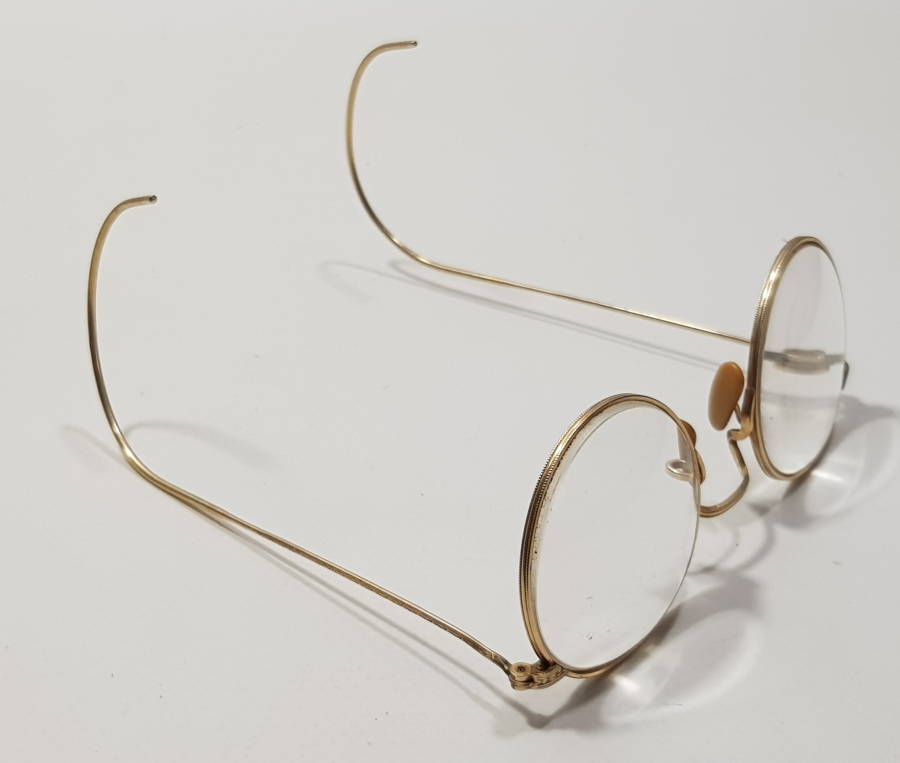 OSMANLI DÖNEMİ LEVANTEN GÖZLÜĞÜ