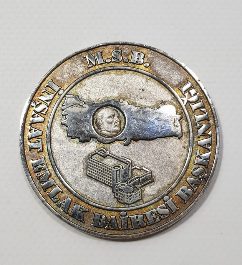 MİLLİ SAVUNMA BAKANLIĞI İNŞAAT EMLAK DAİRESİ BAŞKANLIĞI MADALYASI