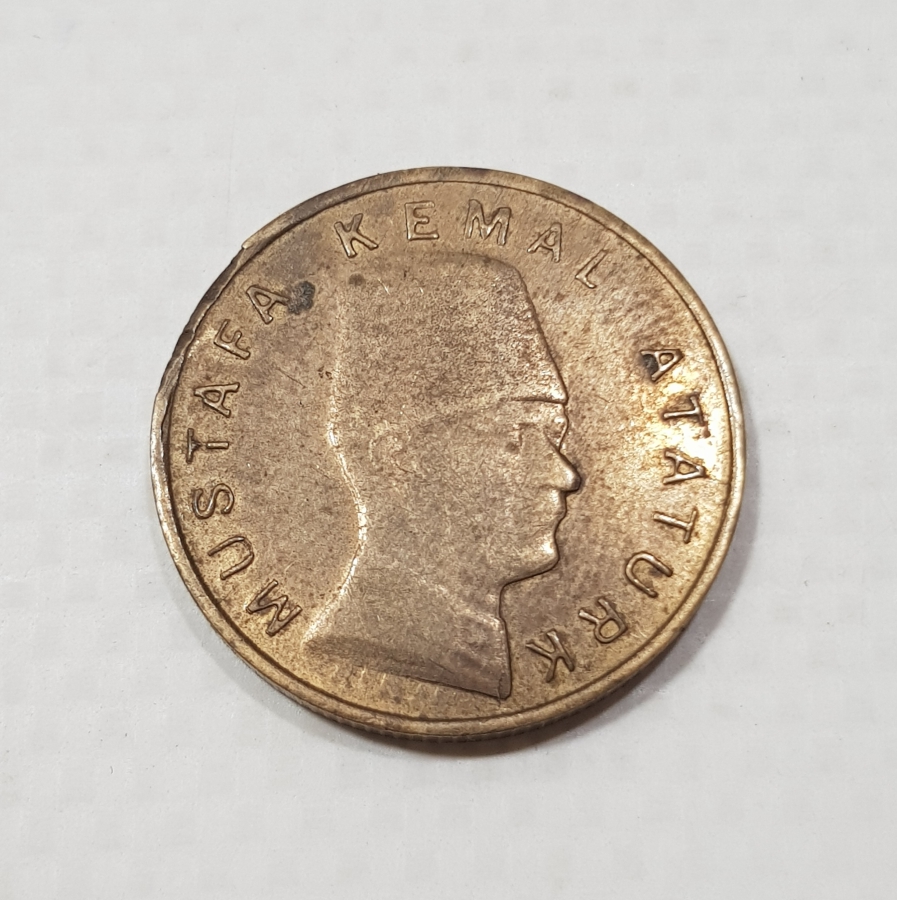 8,30 GRAM AĞIRLIKTA 1999 TARİHLİ NADİR EROR 100.000 LİRA