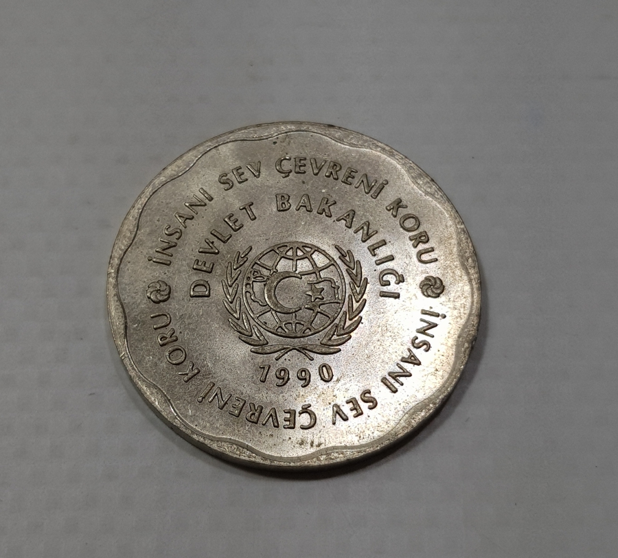 1990 HER ŞEY İNSAN İÇİNDİR, İNSANI SEV ÇEVRENİ KORU MADALYON