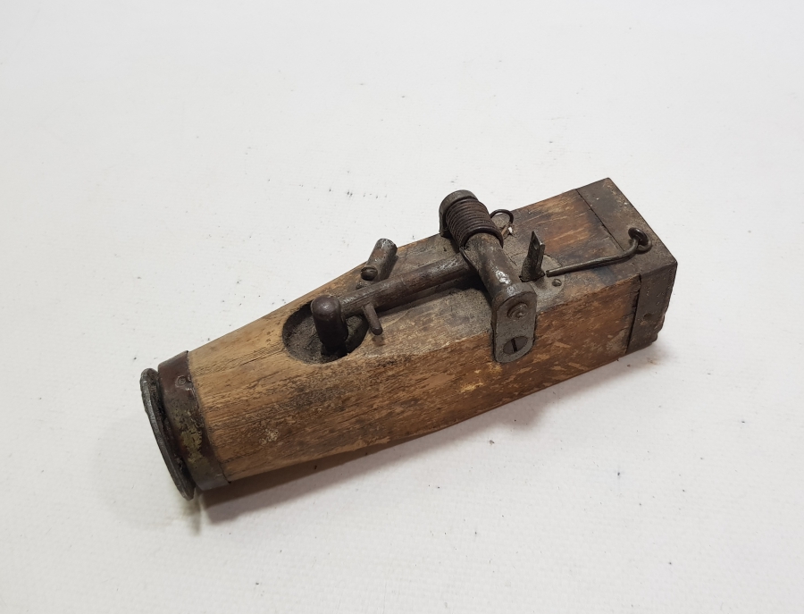 OSMANLI DÖNEMİ NADİR FORMDA KÖSTEBEK TABANCASI