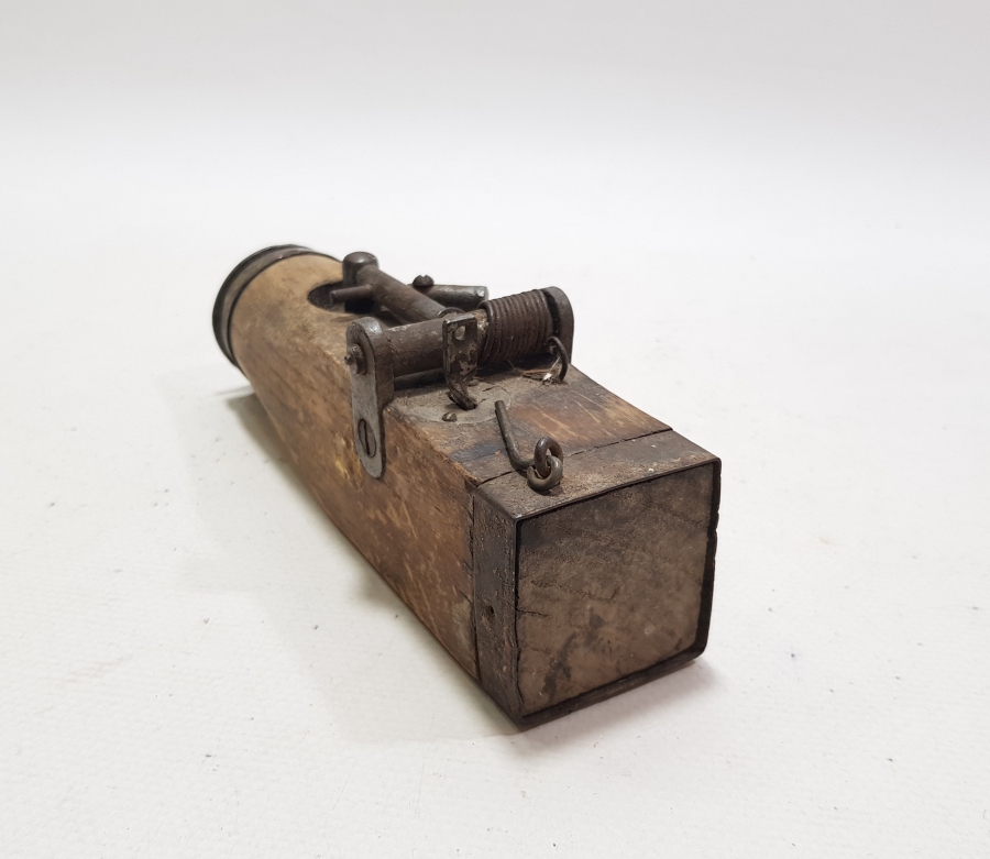 OSMANLI DÖNEMİ NADİR FORMDA KÖSTEBEK TABANCASI