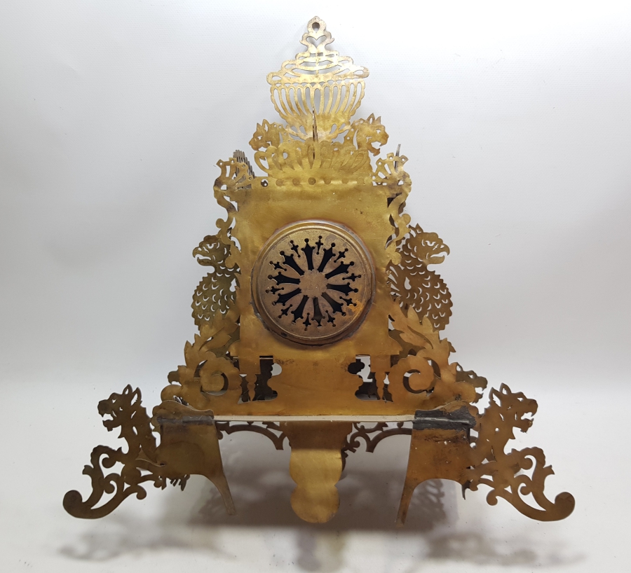 OSMANLI DÖNEMİ KARTAL VE KAPLAN FİGÜRLÜ TESTERE İŞÇİLİKLİ DEV BOY ŞÖMİNE SAATİ