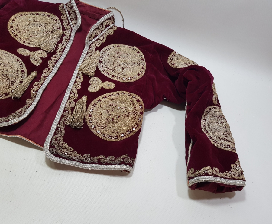 OSMANLI DÖNEMİ KÜTAHYA YÖRESİ ÇİL KONDİSYONDA PÜSKÜLLÜ GELİN CEPKENİ