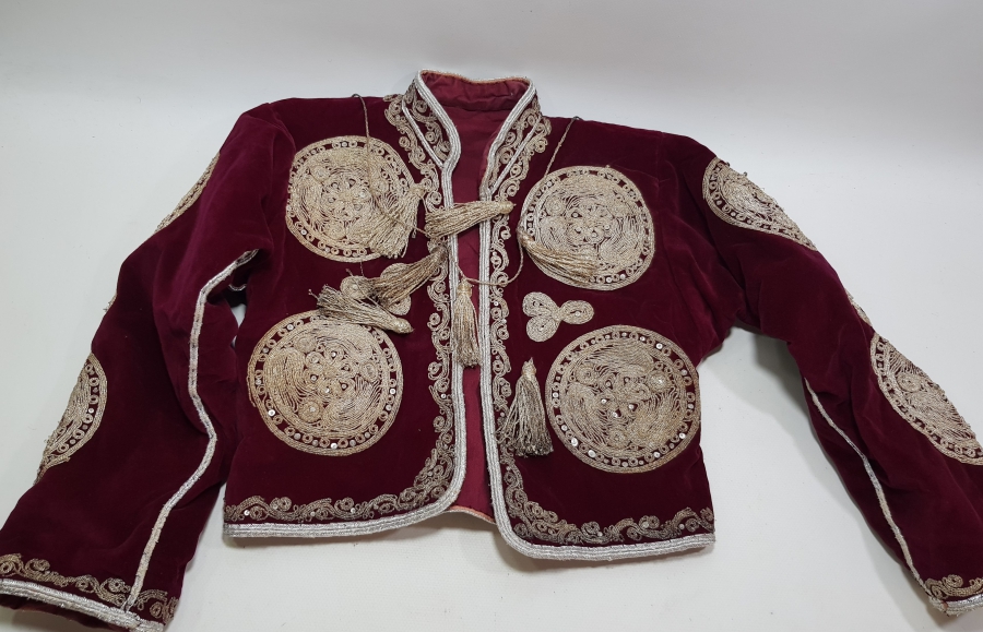 OSMANLI DÖNEMİ KÜTAHYA YÖRESİ ÇİL KONDİSYONDA PÜSKÜLLÜ GELİN CEPKENİ