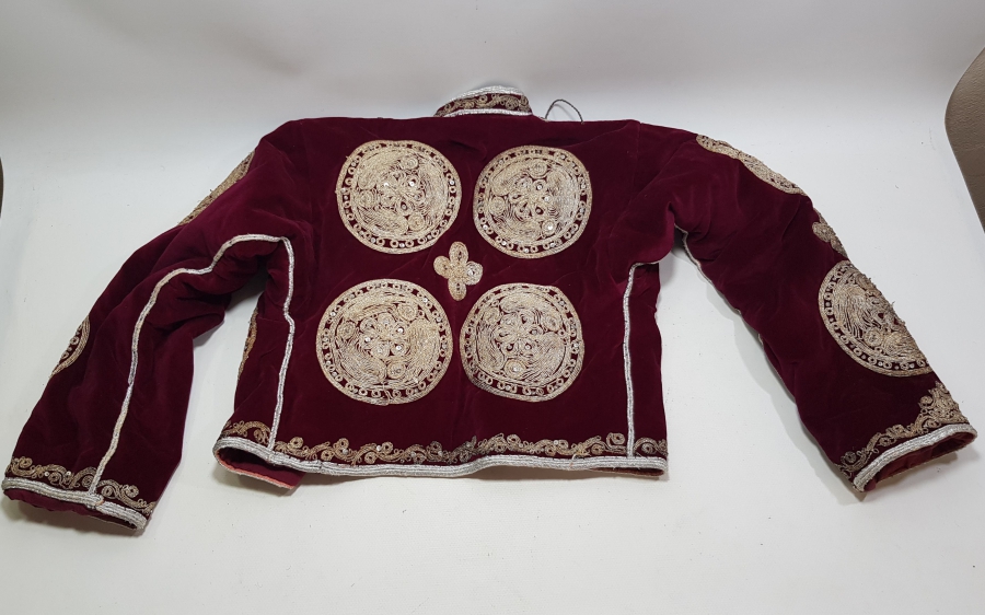 OSMANLI DÖNEMİ KÜTAHYA YÖRESİ ÇİL KONDİSYONDA PÜSKÜLLÜ GELİN CEPKENİ