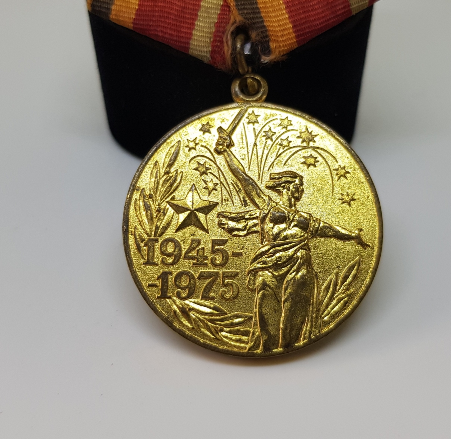 ORİJİNAL ASKISIYLA 2. DÜNYA SAVAŞI ALTIN KAPLAMA HATIRA MADALYA
