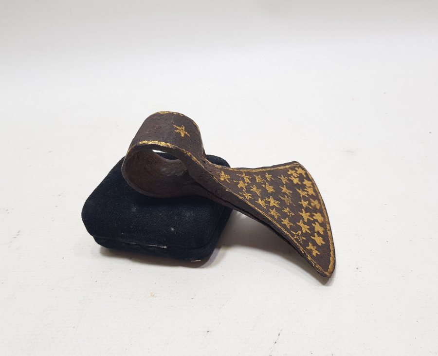 OSMANLI DÖNEMİ ÜZERİ ALTIN ÇAKMA İŞÇİLİKLİ ÇOK NADİR YENİÇERİ SAVAŞ BALTASI