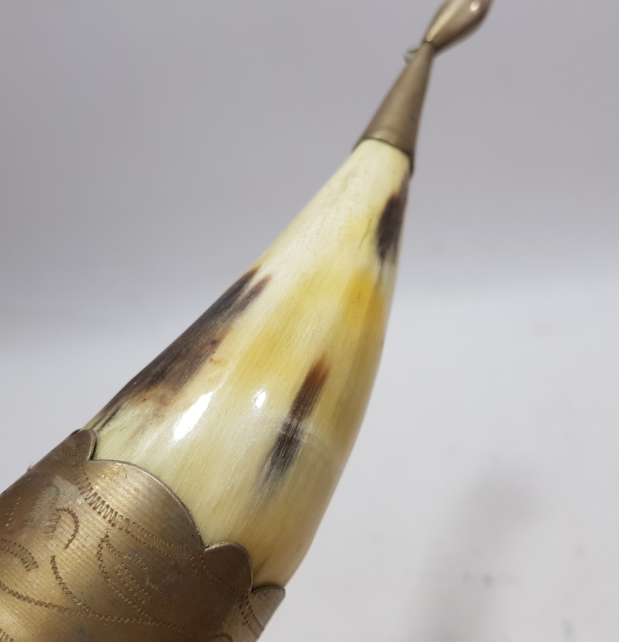 ÜZERİ KALEM İŞÇİLİKLİ ANTİKA RUS BOYNUZ KADEH