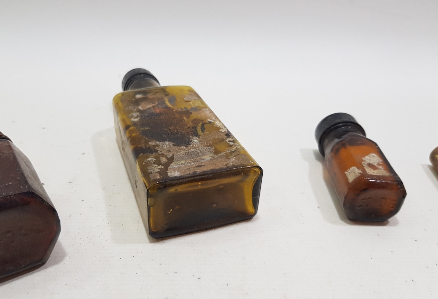 ECZACILIK TARİHİ - ANTİKA CAM İLAÇ ŞİŞESİ LOTU