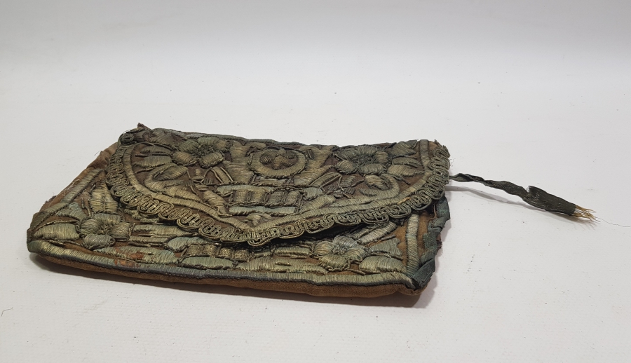 OSMANLI DÖNEMİ AY YILDIZLI VE GÜMÜŞ SIRMA İŞÇİLİKLİ KUR AN-I KERİM KABI