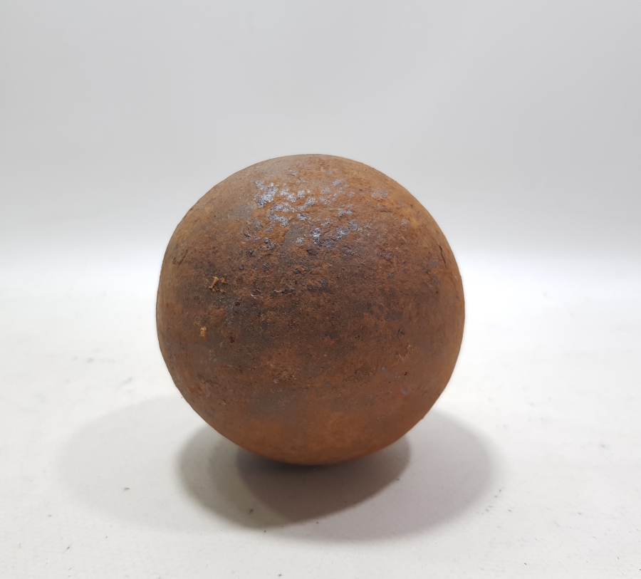 OSMANLI DÖNEMİ GEMİ TOPLARINDA KULLANILAN ÇOK NADİR TOP GÜLLESİ