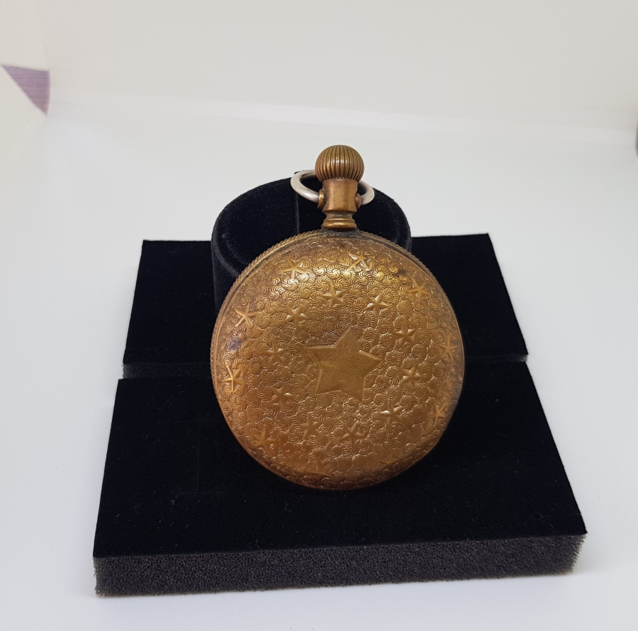 HALİYLE KONDİSYONDA ALTIN KAPLAMA 1900 BAŞLARI AMERİKAN CEP SAATİ