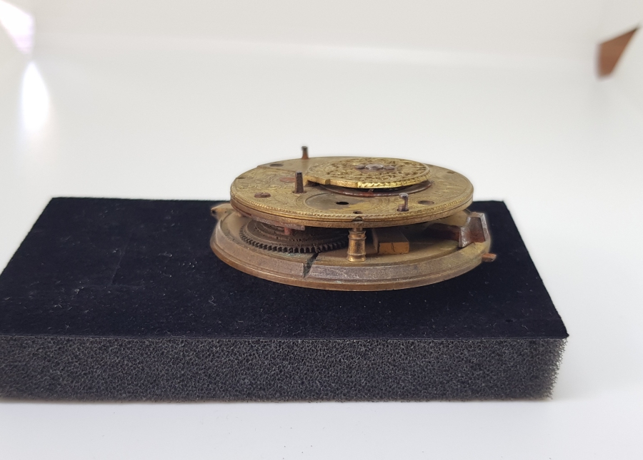 HALİYLE KONDİSYONDA 1800 BAŞLARI OSMANLI DÖNEMİ PRİOR CEP SAATİ MEKANİZMASI