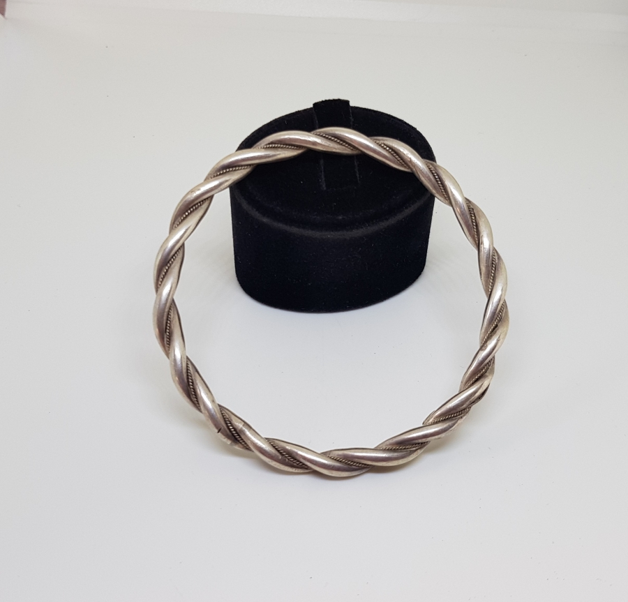 ÖZEL YAPIM GÜMÜŞ BİLEZİK